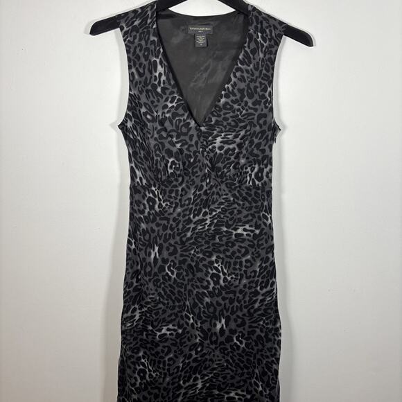 Banana Republic Animal Print Grey Black Cotton Silk Sheath Dress 10 Sleeveless - Picture 1 of 7